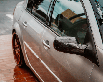 2740eb05 glass cleaning.png